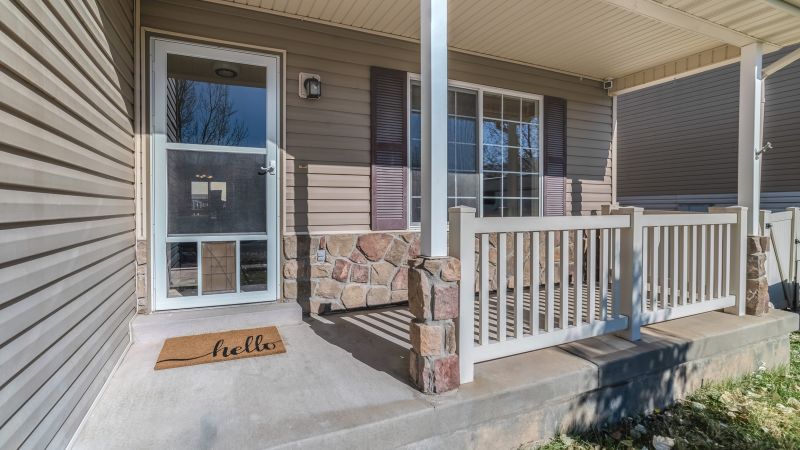 Banister Replacement in Olathe, KS